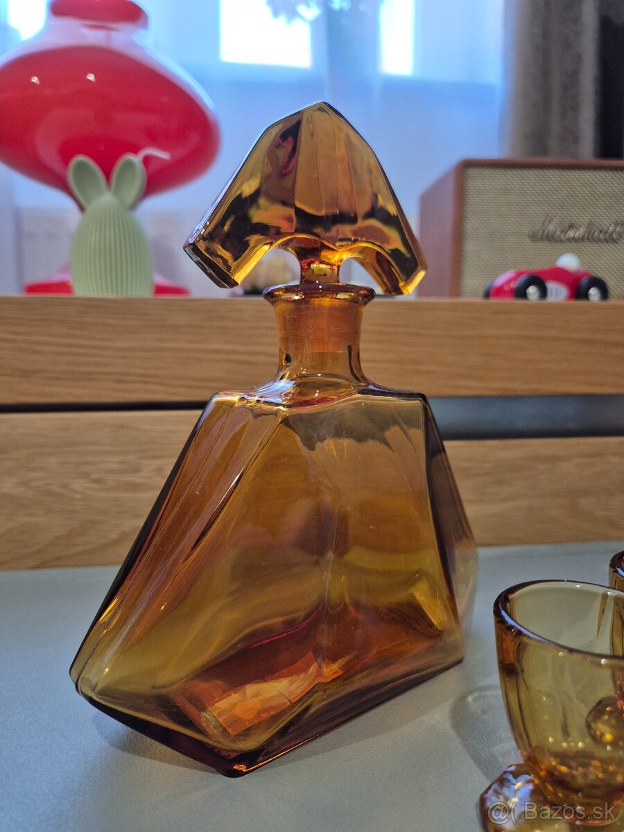 Predám starú karafu - 2