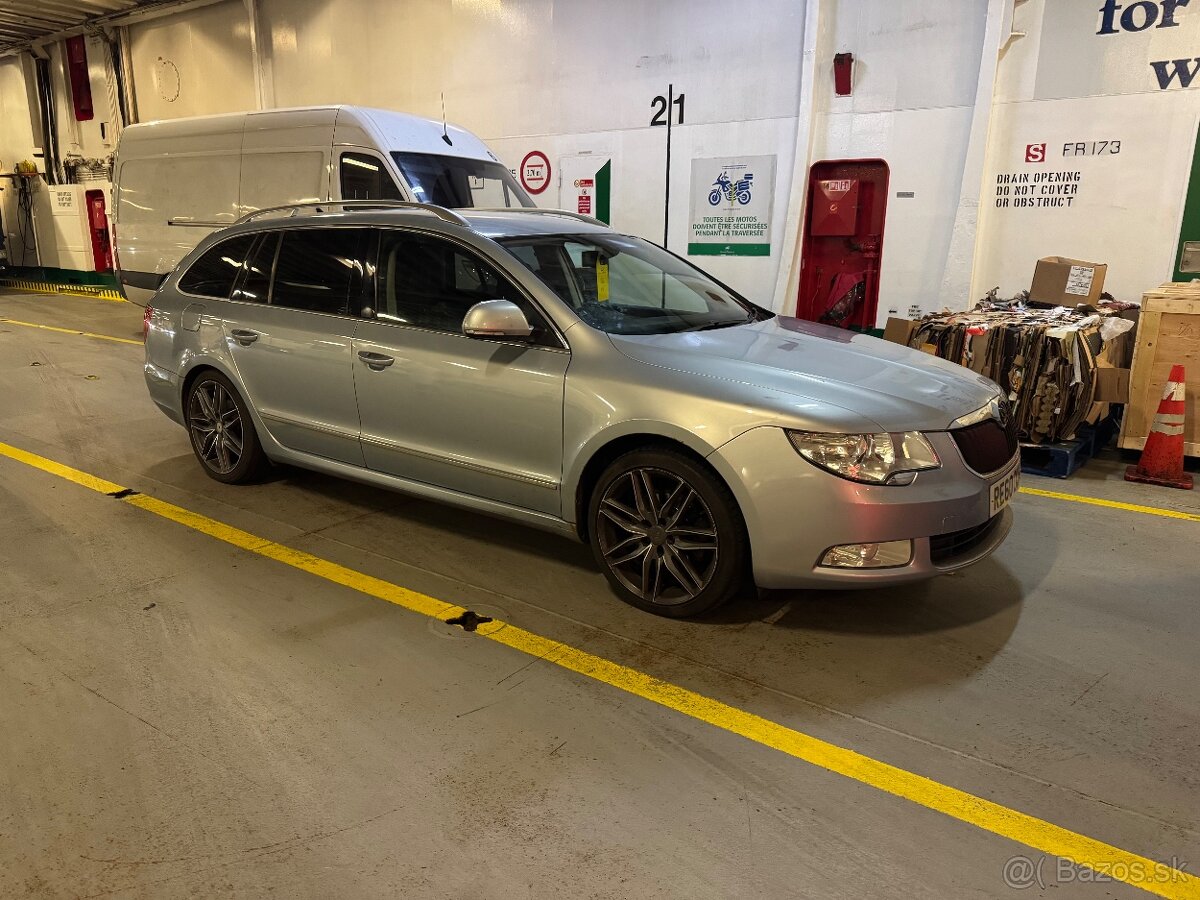 Skoda superb - 2
