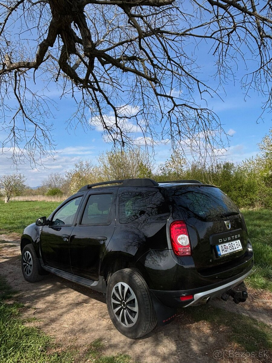 DACIA DUSTER 1.6 BENZÍN 4X4 - 2