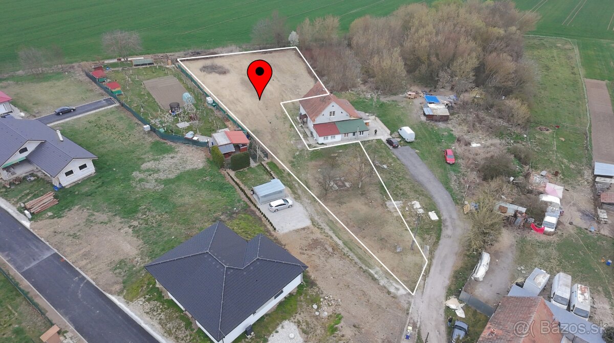 Pozemok- Rajčany - 2