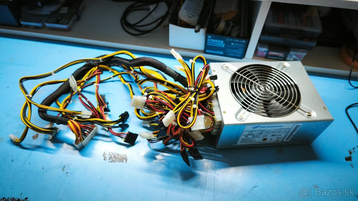 Fortron FSP 1000-50AAG, 80PLUS GOLD - 2