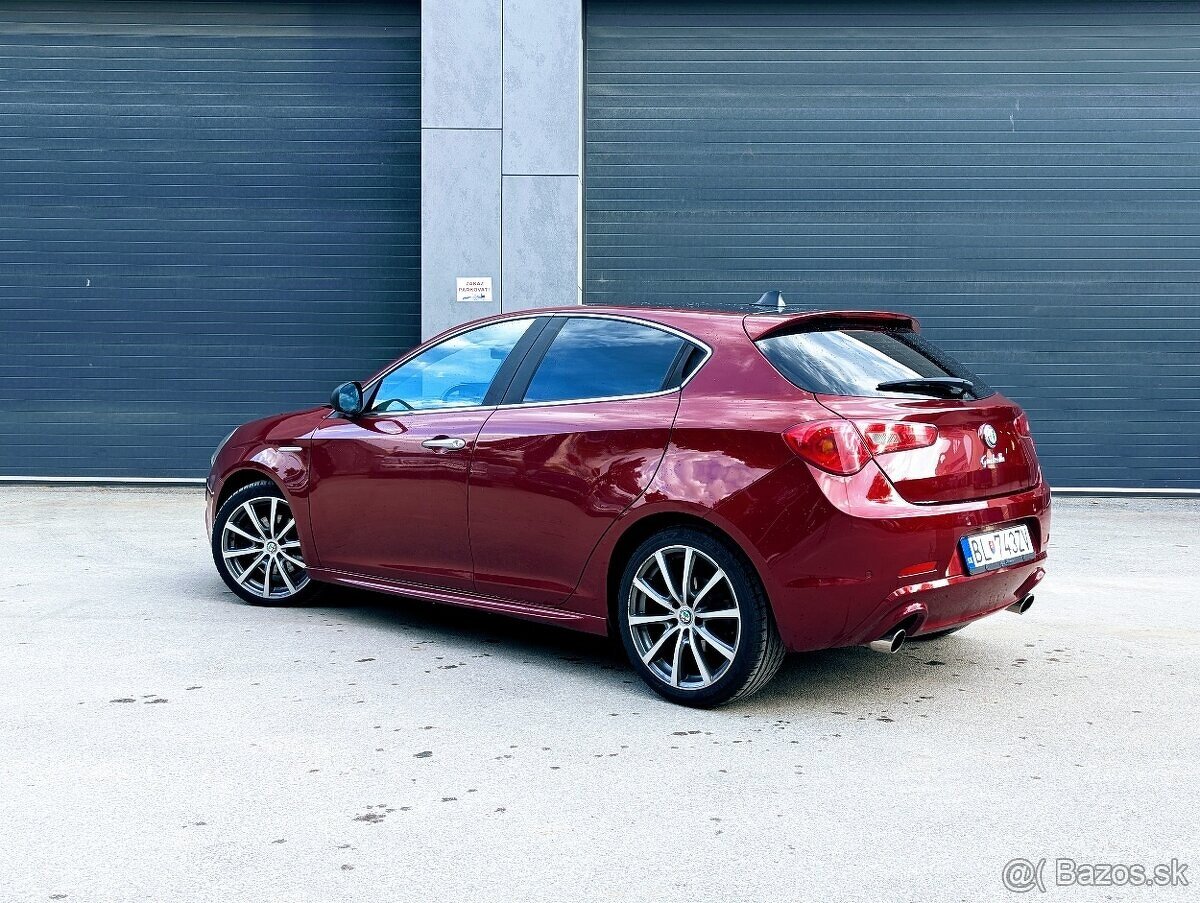 Giulietta / automat, 170 koní / - 2