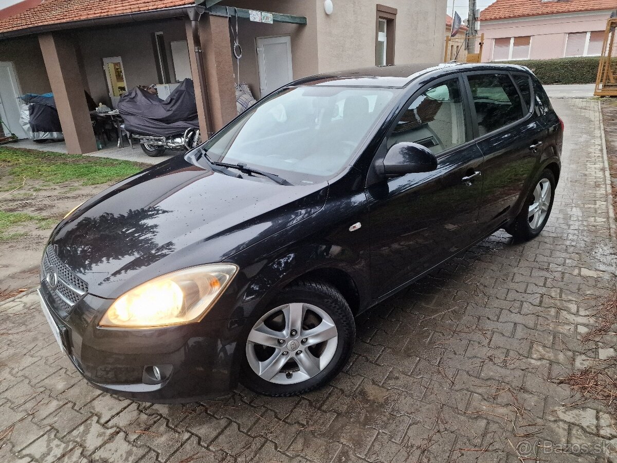 Kia Ceed 1.4 CVVT 105K M5 (benzín) kup. v SR - 2