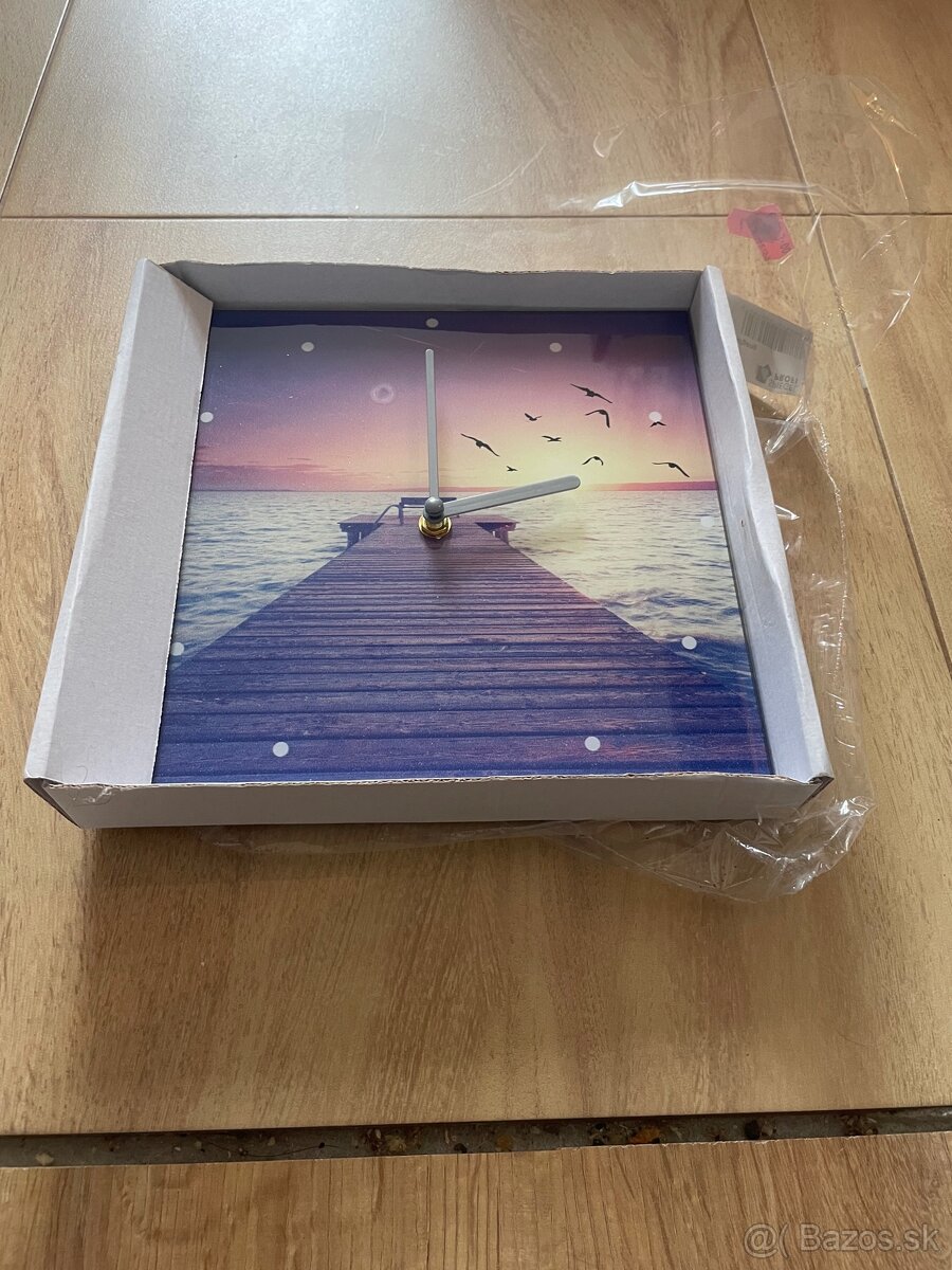 Rôzne nástenné hodiny - 2