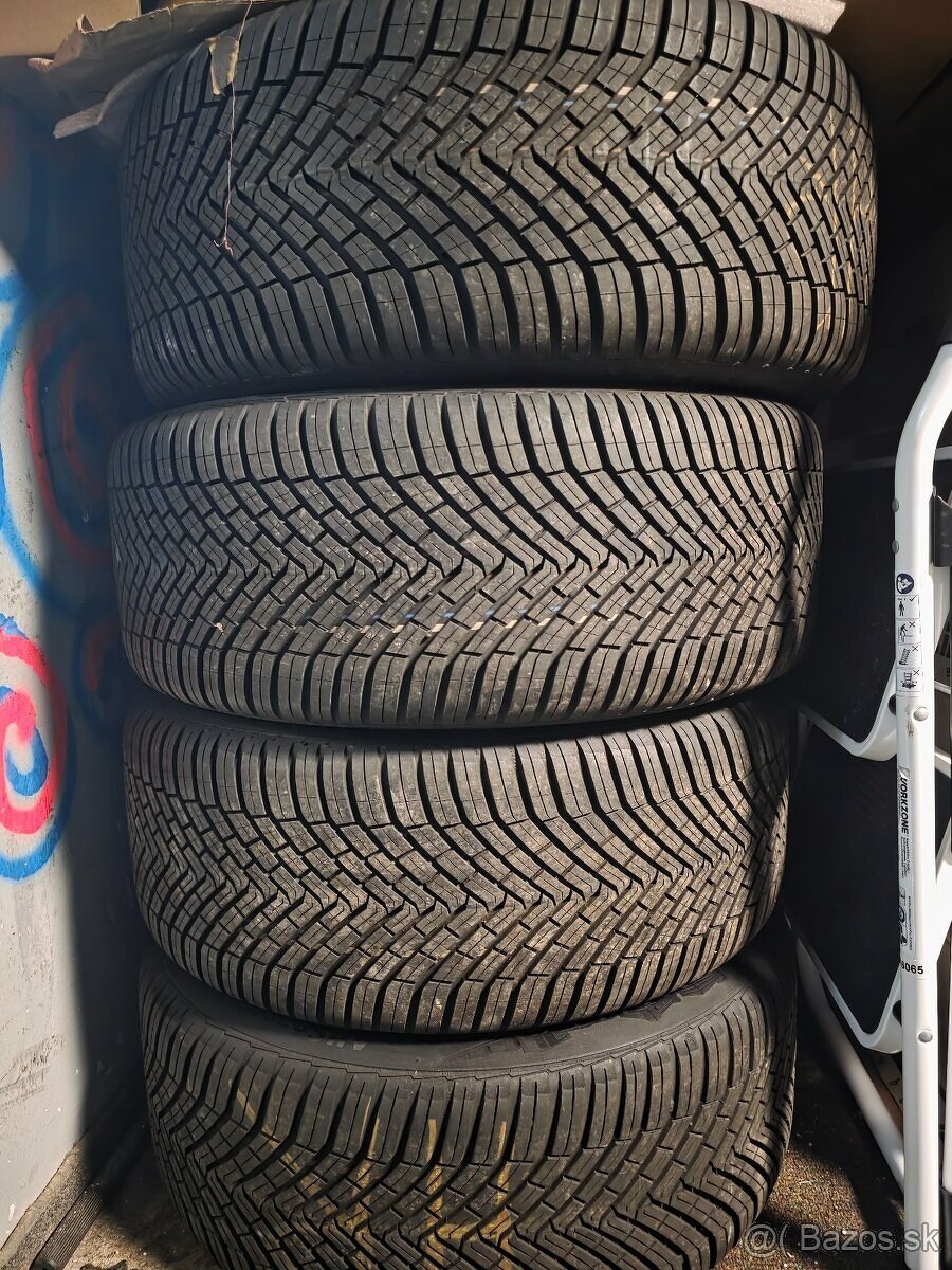 Zanovne celorocne pneumatiky 255/45 r19 - 2