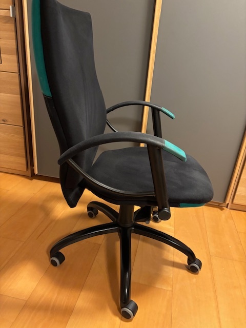 kancelarska stolicka - 2