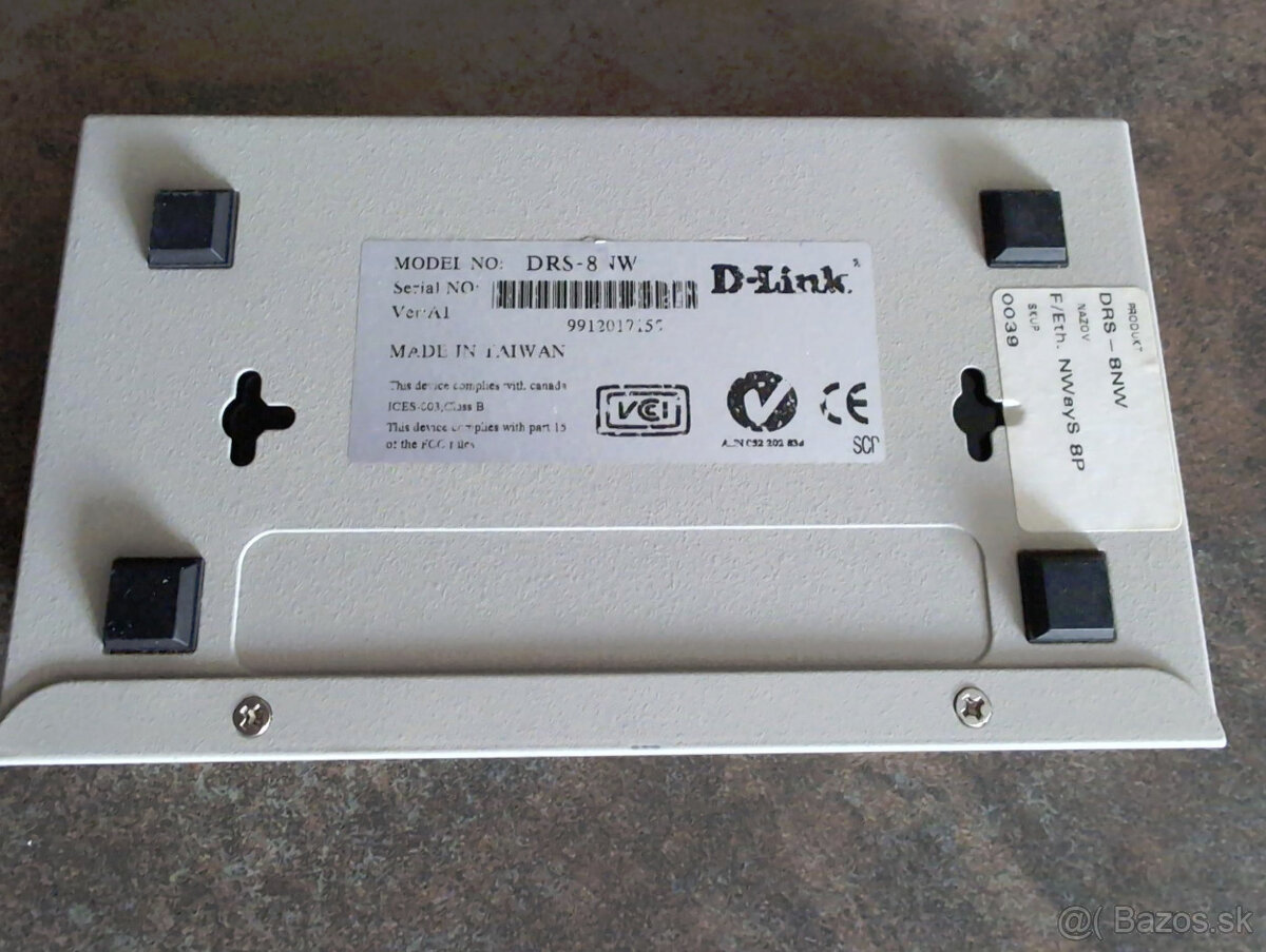 100mbit 8 port switch D-Link DSR-8NW - 2