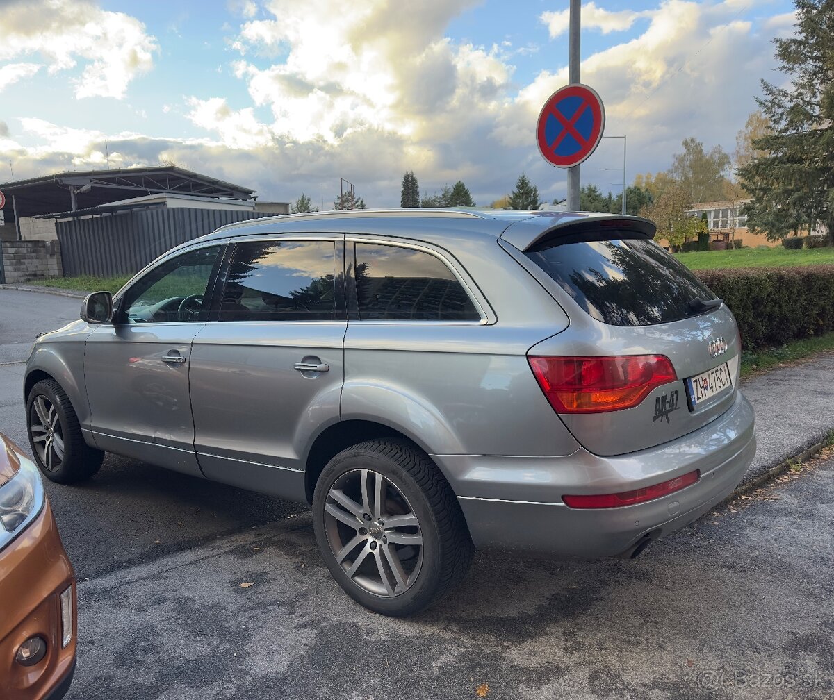 Audi Q7 - 2