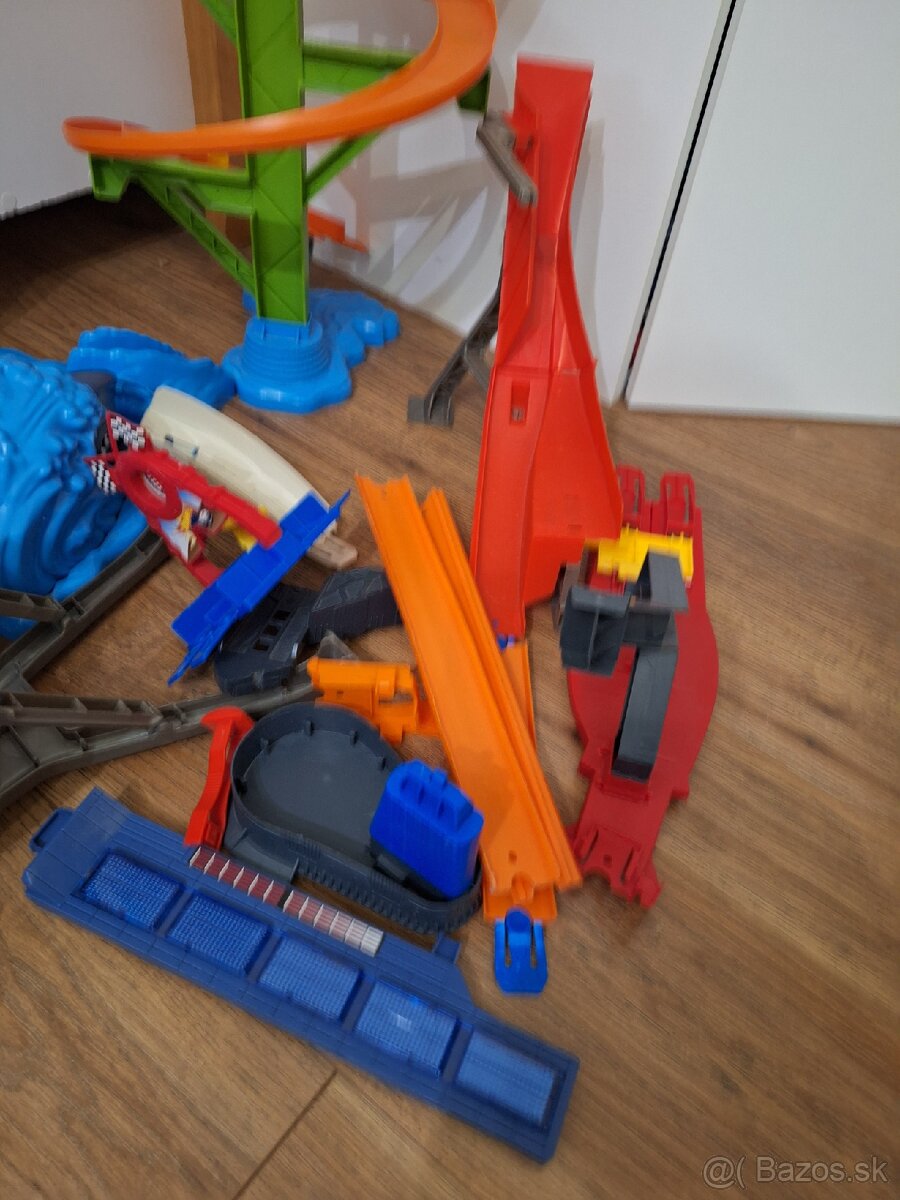 Predam autodrahu hotwheels - 2