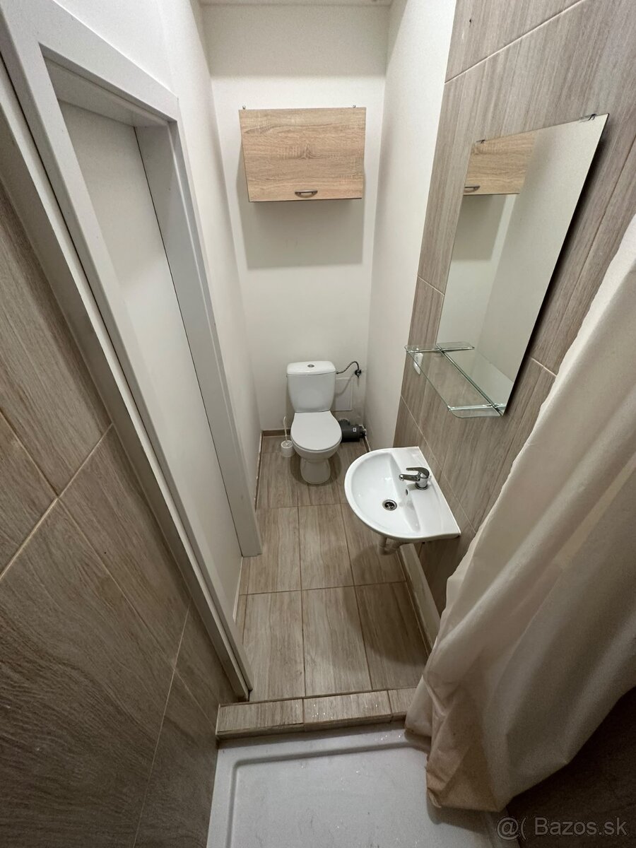 Prenájom apartmánu v Starom Meste - 2