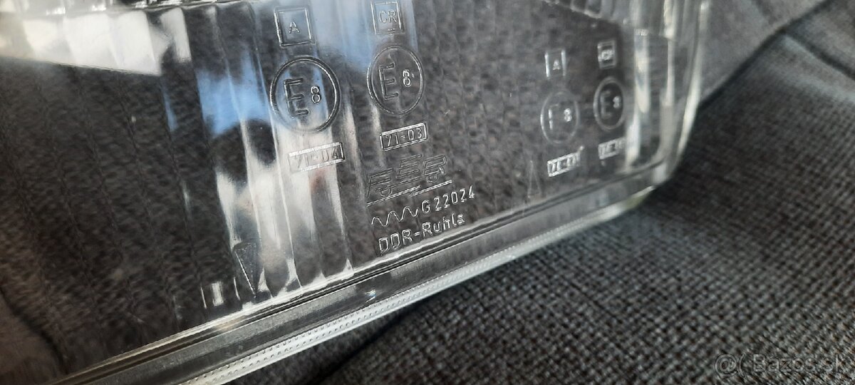 Nové predné sklo svetla wartburg 353 - 2