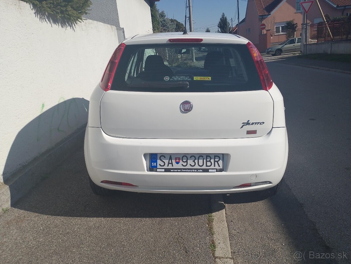 Fiat Punto Grande - 2