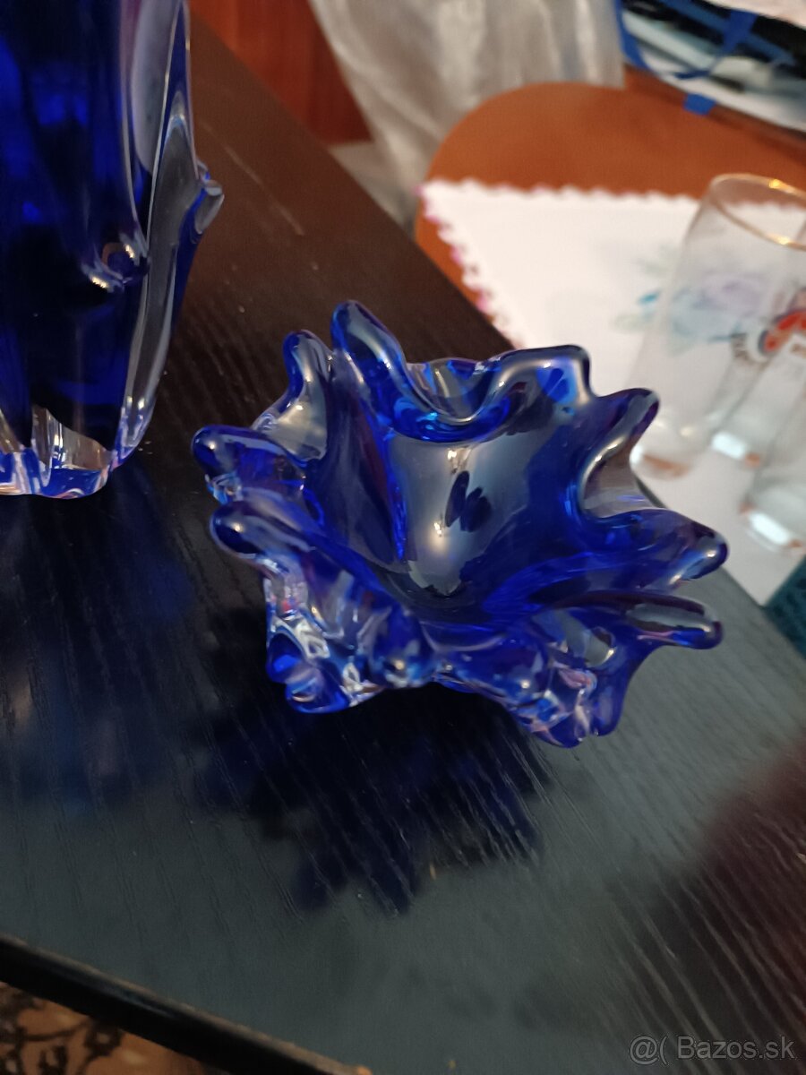 Váza a popolník - 2