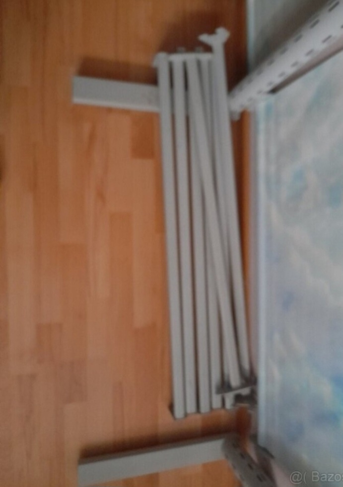 Regál kovový variabilný - 2