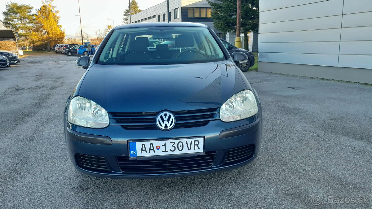 Volkswagen Golf V 1.6 75kw-- nová stk+ek -- - 2
