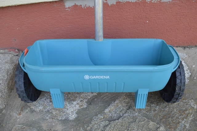 predam posypaci/posypovy vozik GARDENA, - 2