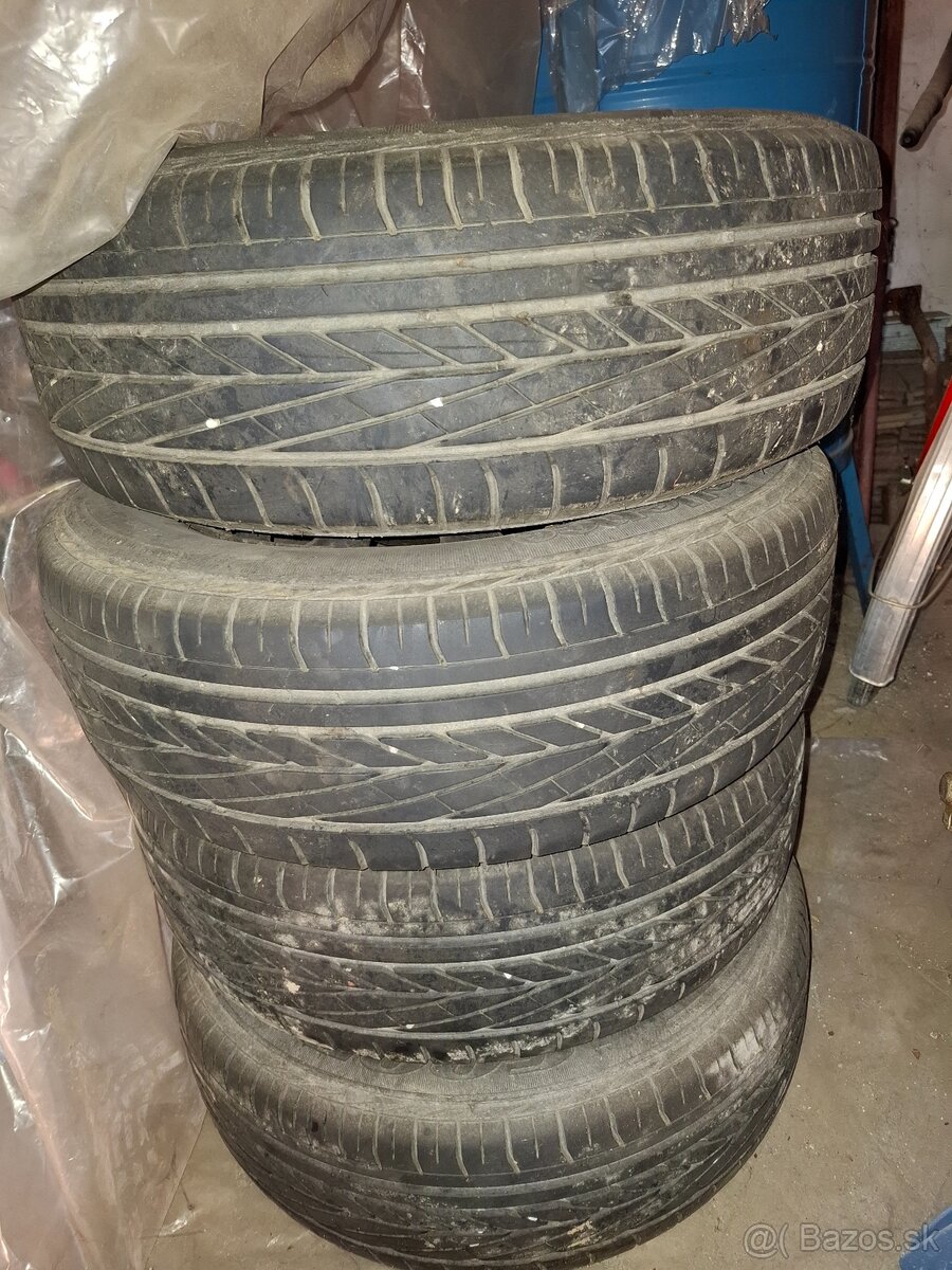 195/65 R15 - 2