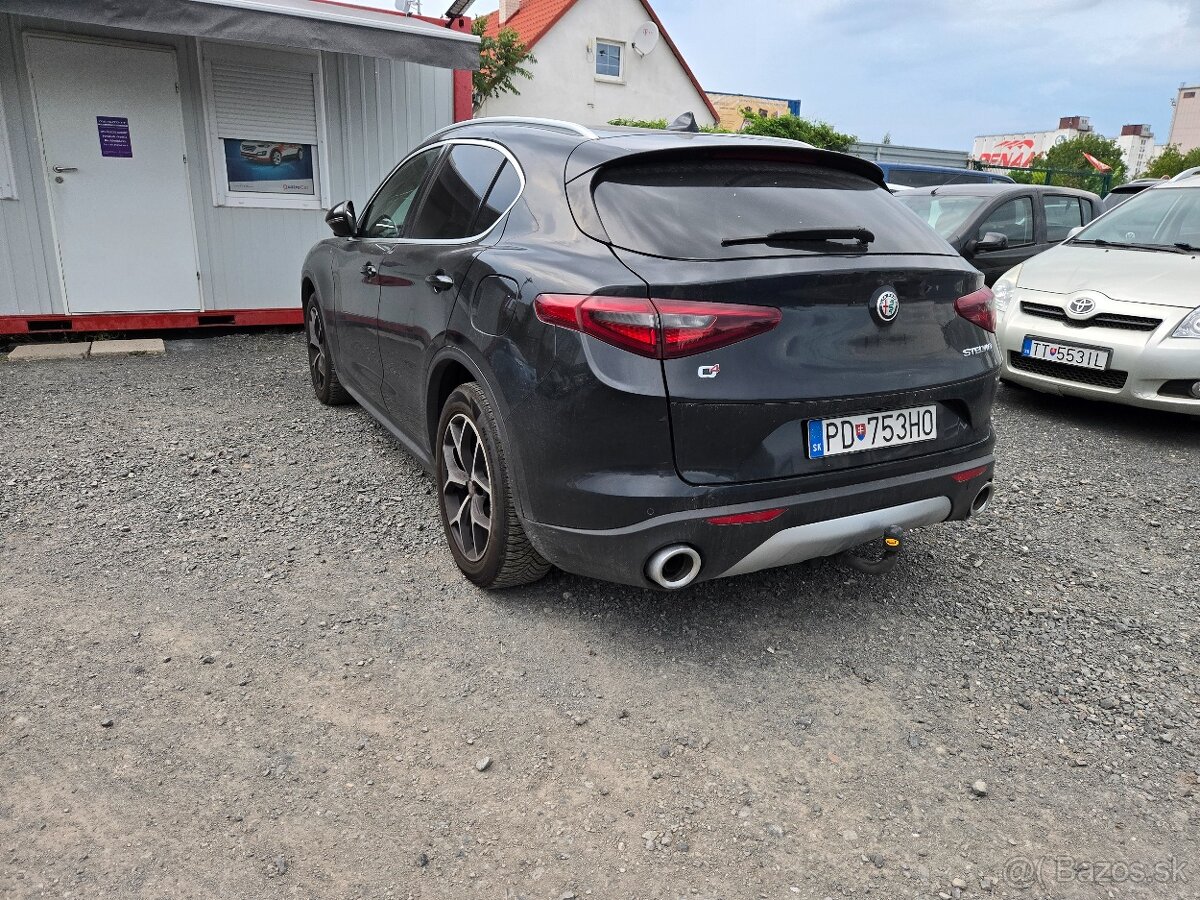 Alfa Romeo Stelvio 2.2D _ Q4 _ Automat - 2