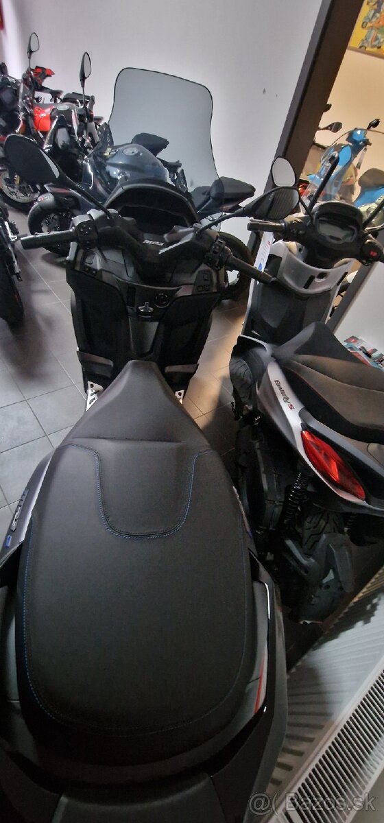 Piaggio Mp3 400 S - 2