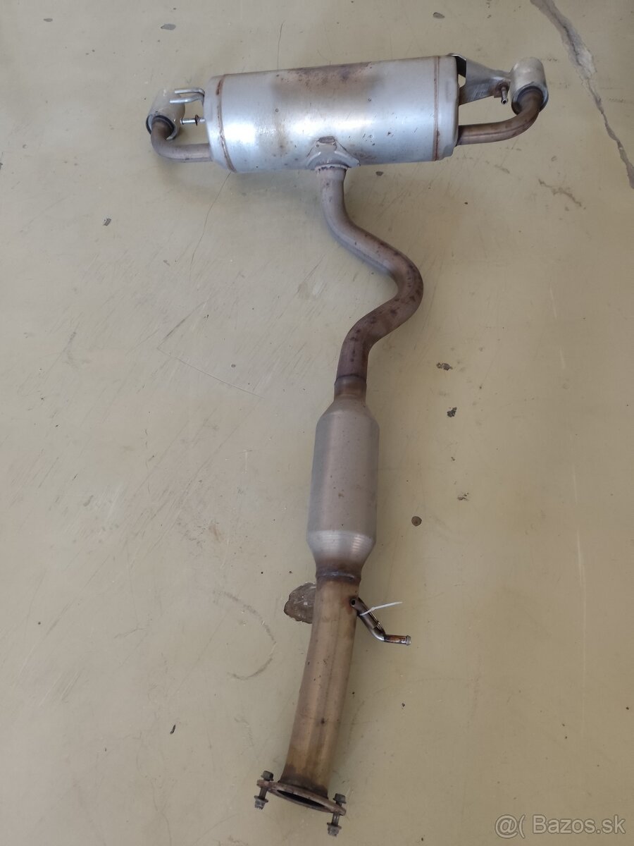 Originálny výfuk Toyota Yaris GR – výborný stav - 2