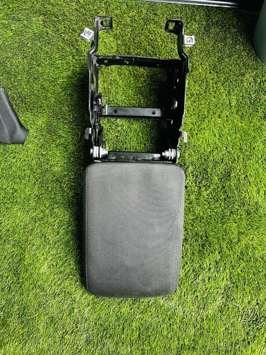 Sedačky pre Audi A4 - B8 - Avant - Komplet - 2