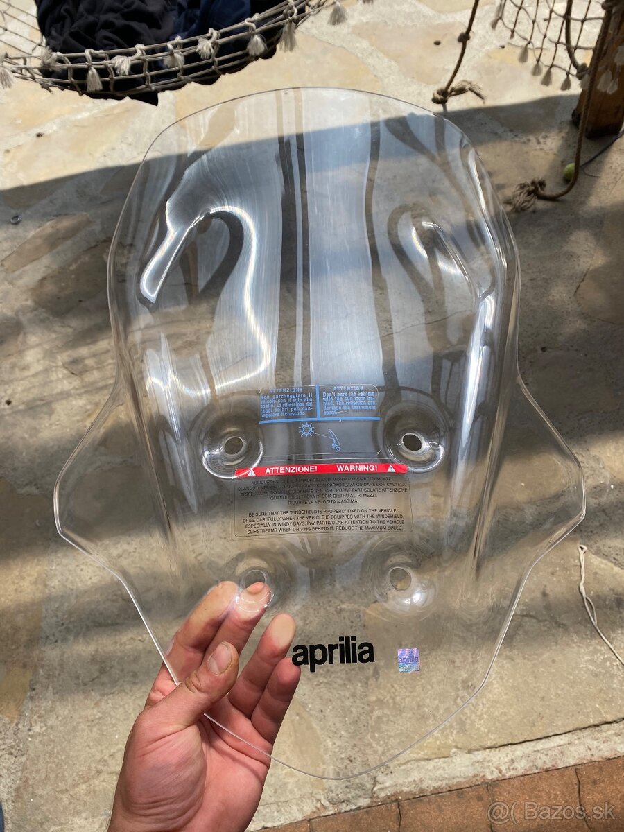 Aprilia čelne plexisklo - 2
