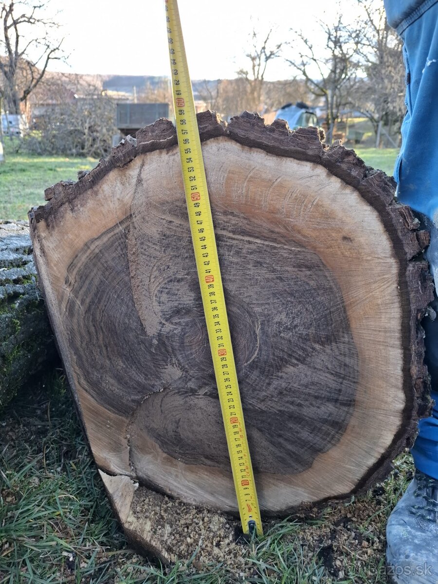 Predám orechové drevo - 2