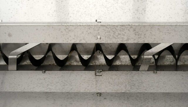 Sypač SnowEx Renegade - 2