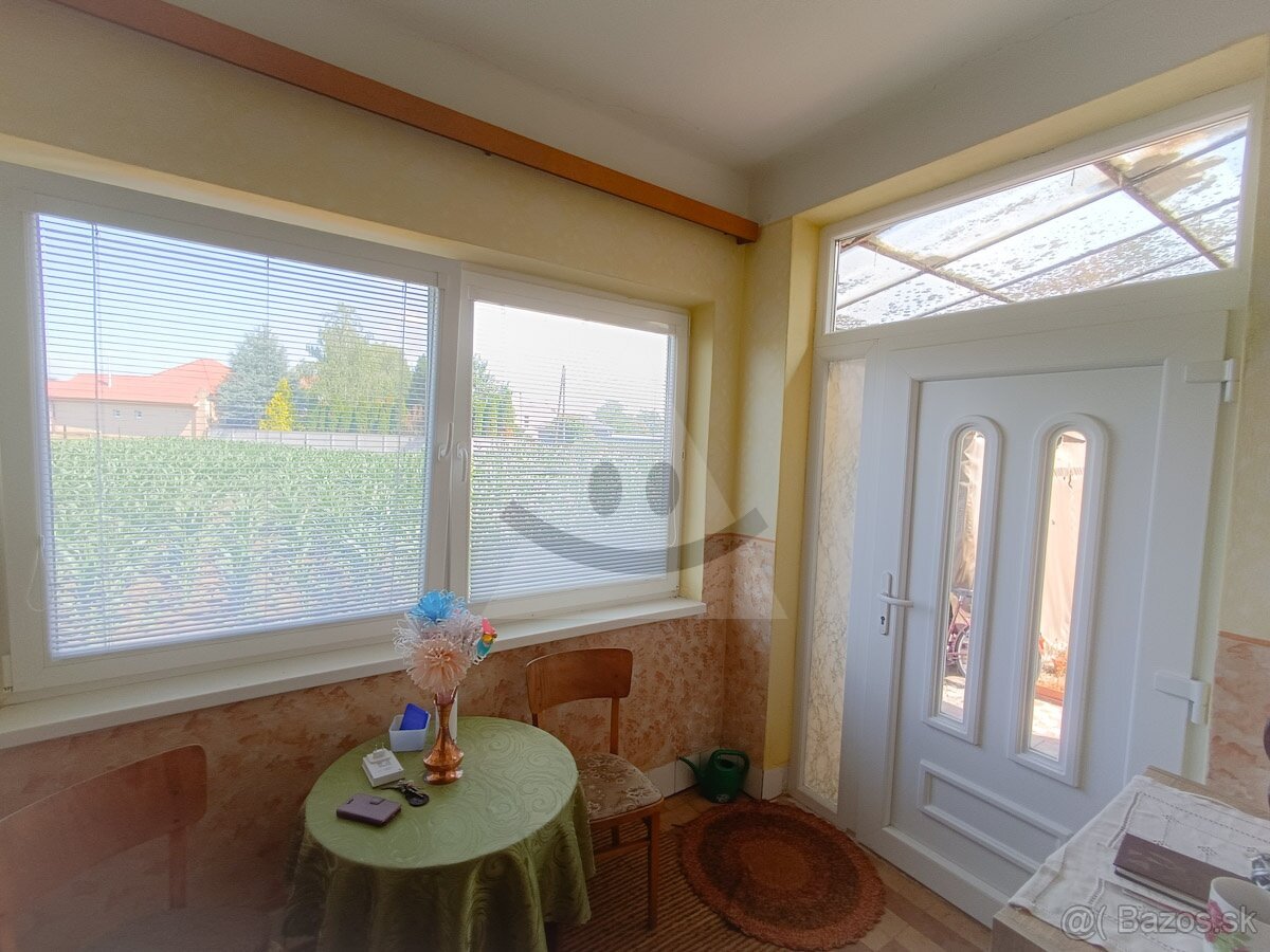4 izbový rodinný dom na veľkom pozemku v Bátorových Kosihách - 2