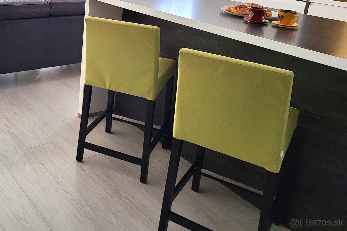 Vysoké barové stoličky - 2