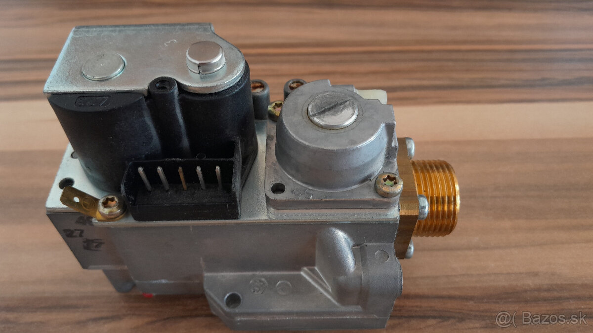 Predám Protherm Ventil plynový HONEYWELL VK4105 G1005 - 2