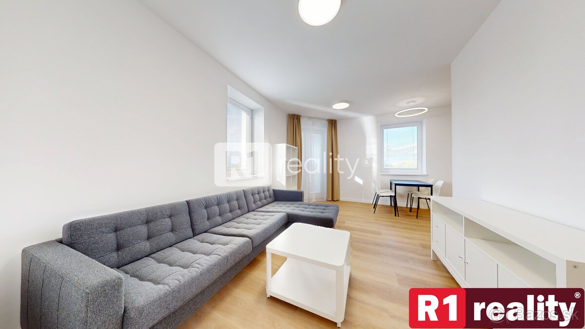 Jedinečný 2 izbový byt 53,2 m2 +2 x balkón, parking, Piešťan - 2