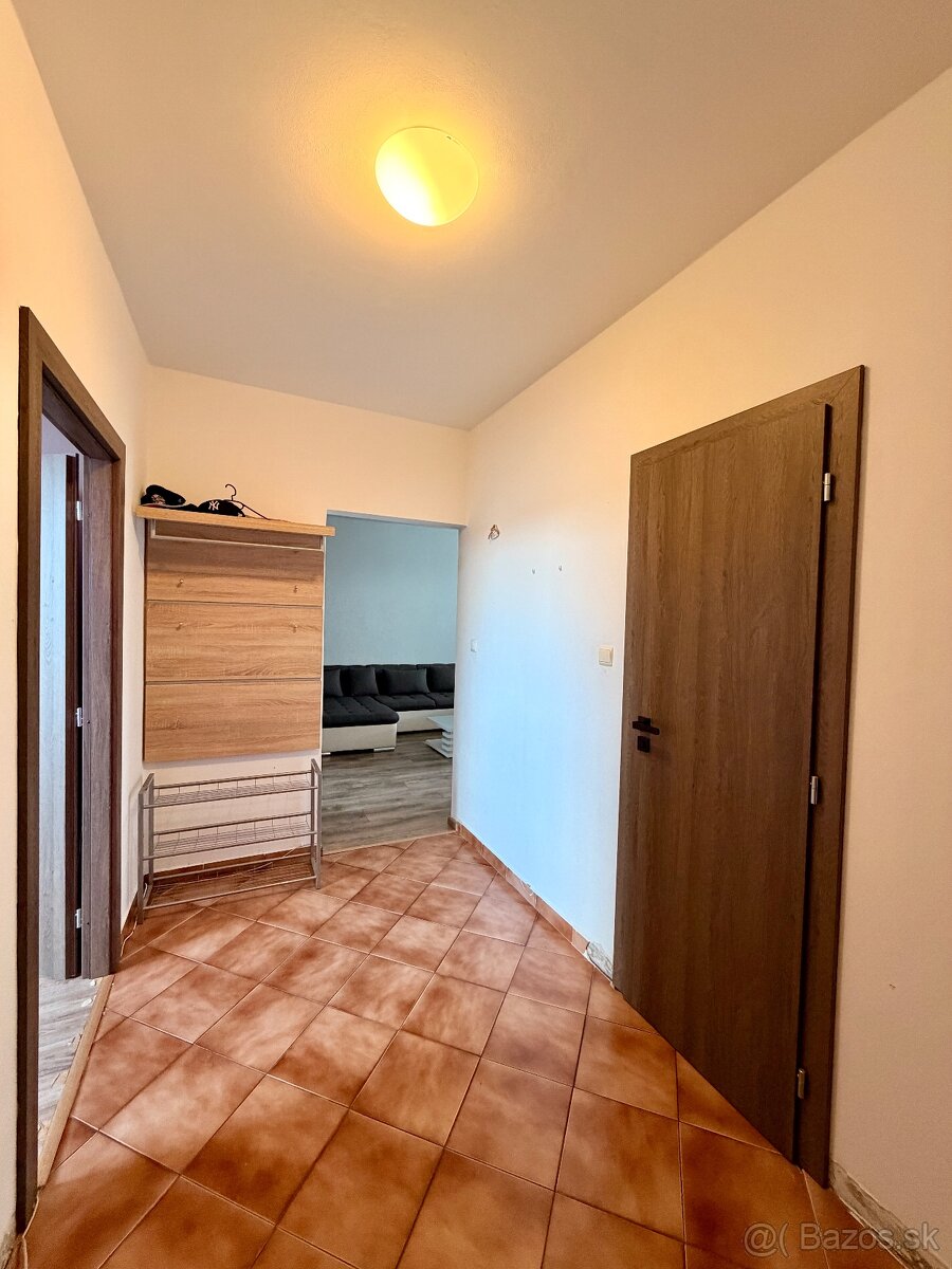 3 izbový byt po rekonštrukcii SNP - 2