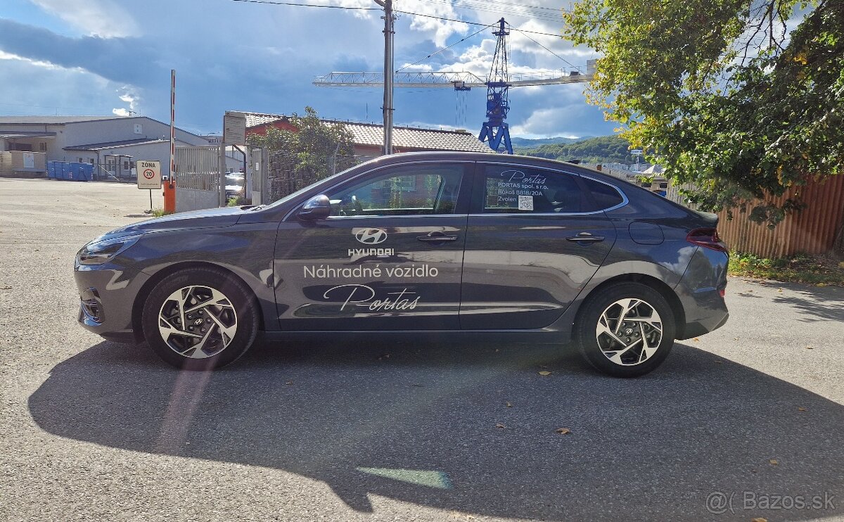 i30 Fastback 1,5 TGDi MHEV 103 kW 7DCT FAMILY - 2