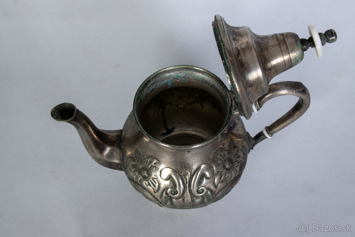 Strieborný orientálny kovový čajník - 2