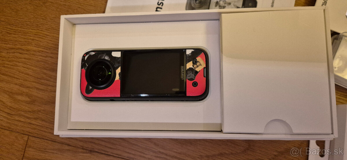Insta 360 X3 - 2