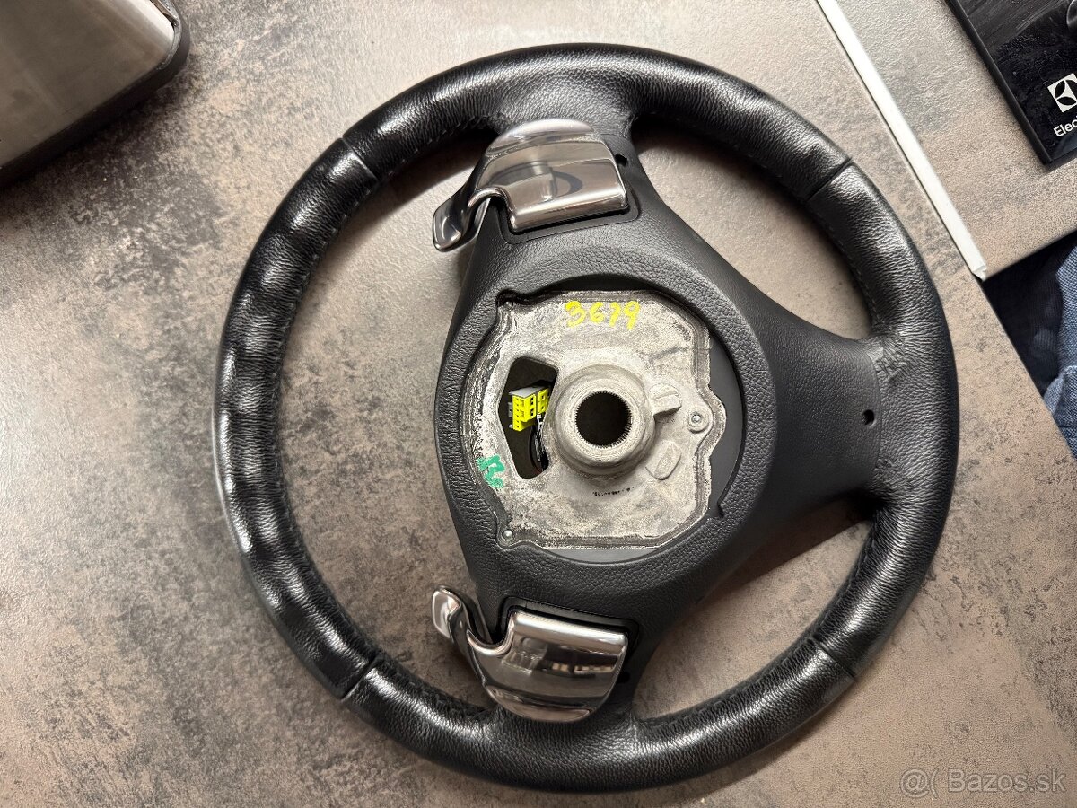 Bmw volant s pádlami - 2