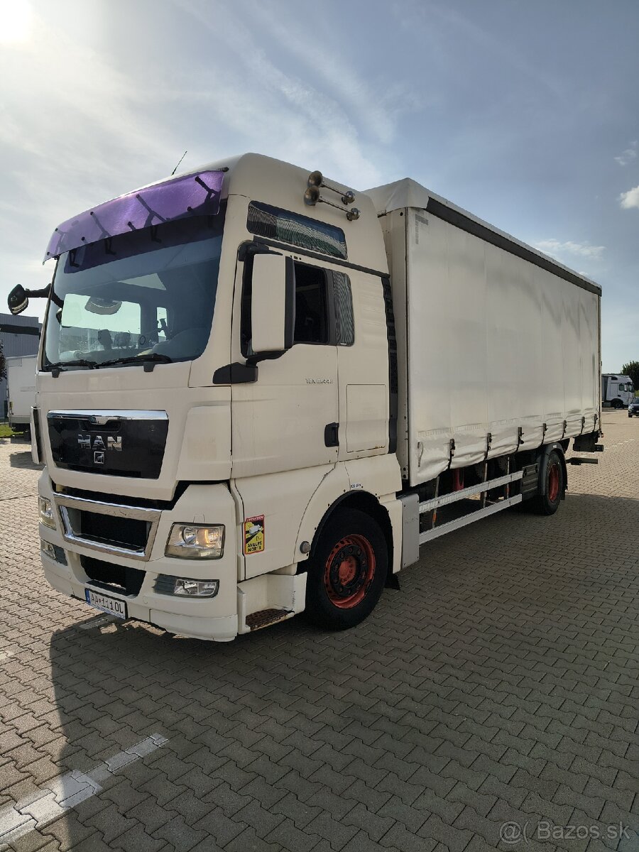 MAN TGX 18.440 + hydraulické čelo - 2