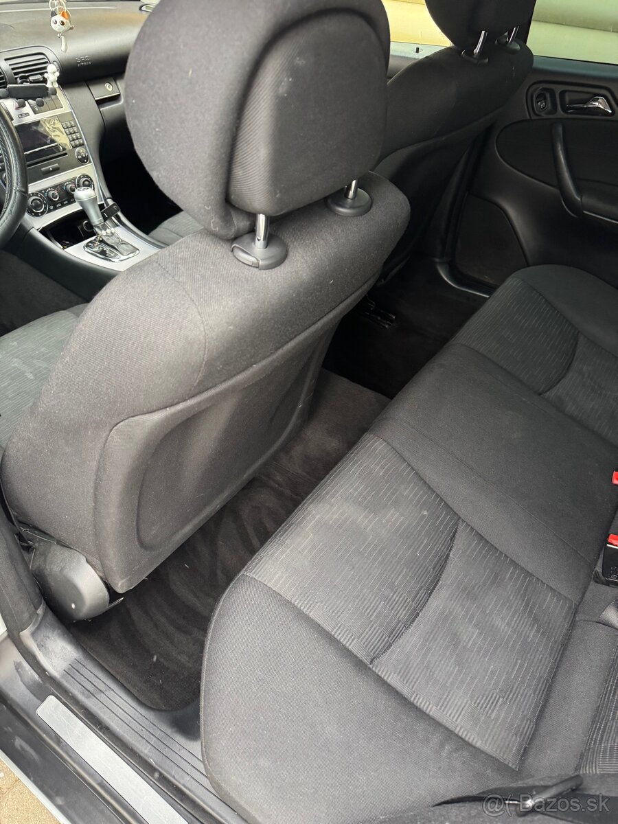 Mercedes-Benz C220 W203 - 2