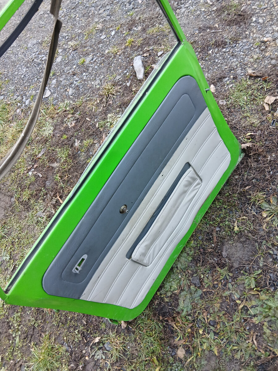 Trabant Predná kapota a dvere - 2