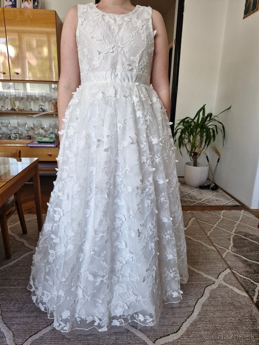 Šaty na príjĺmanie - 2