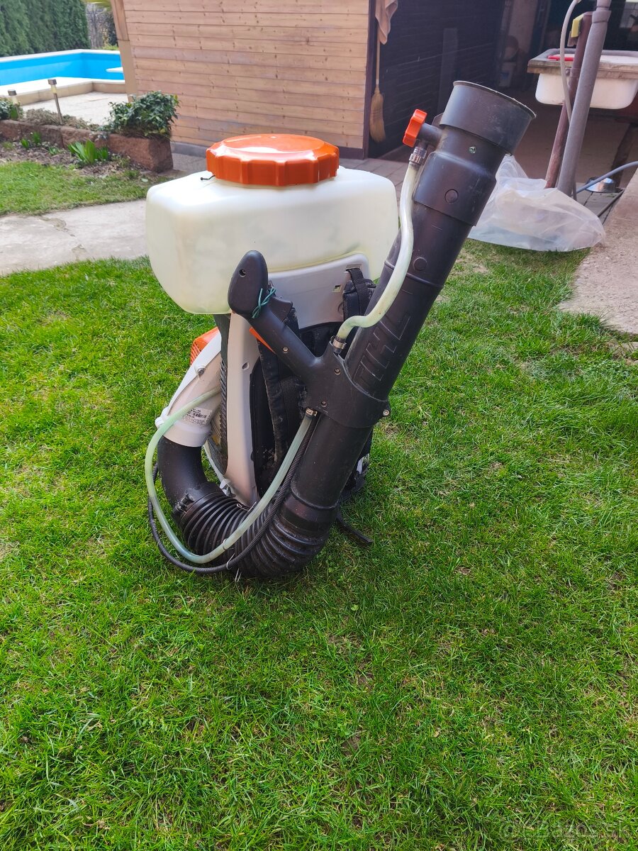 Benzínový postrekovač Stihl SR430 - 2