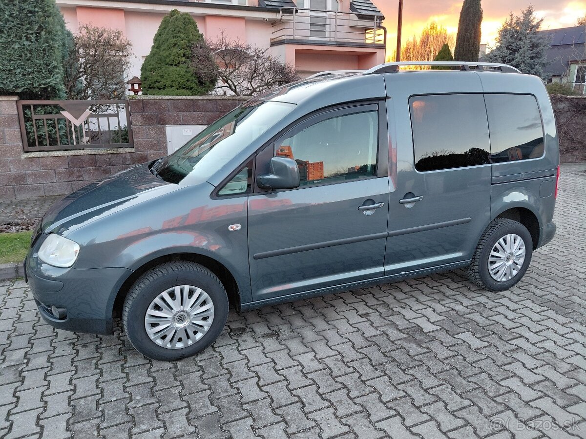 VW CADDY LIFE 2008 1,9TDI 77kW - 2