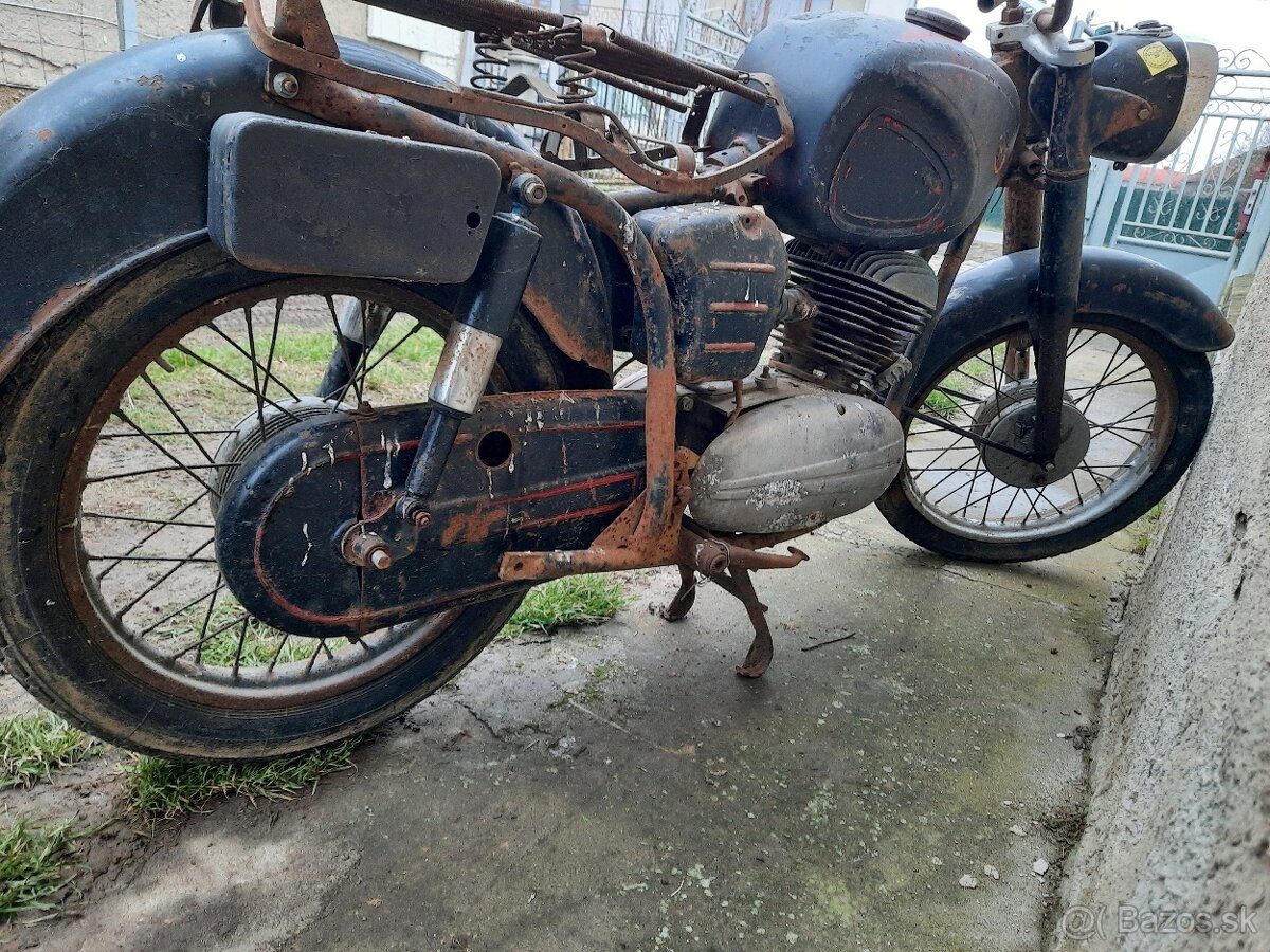Pannonia P10 - 2
