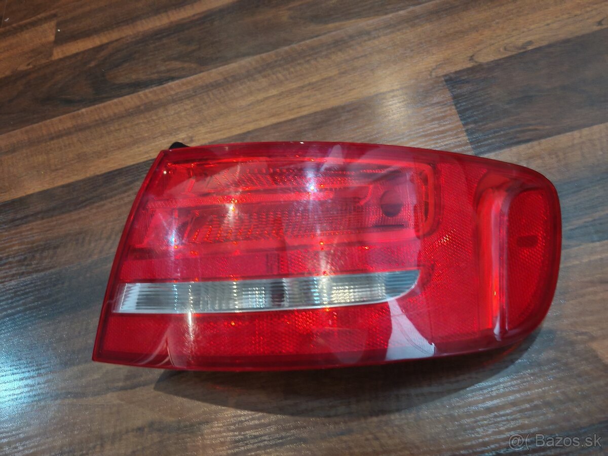 Audi A4 B8 zadne svetlo - 2