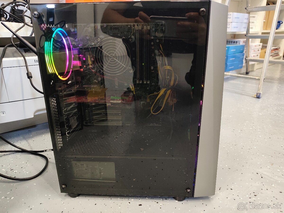 Počítač intel core i5 s 8GB RAM - 2