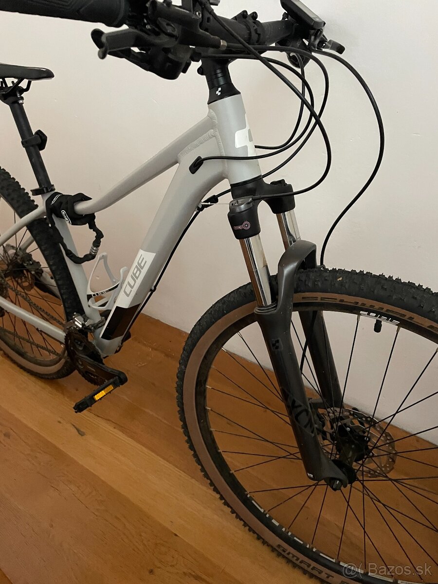 Cube - horský bicykel - 2