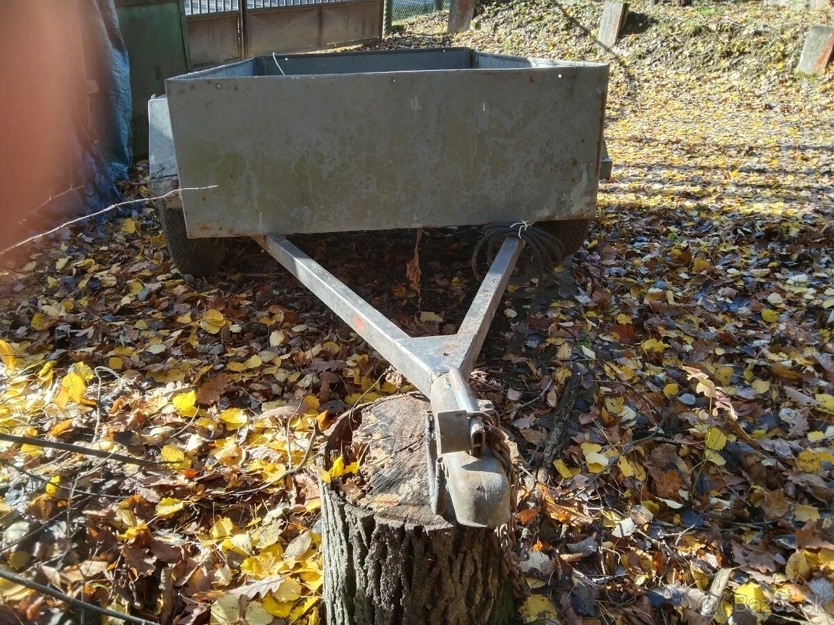 Prívesný vozík - 2