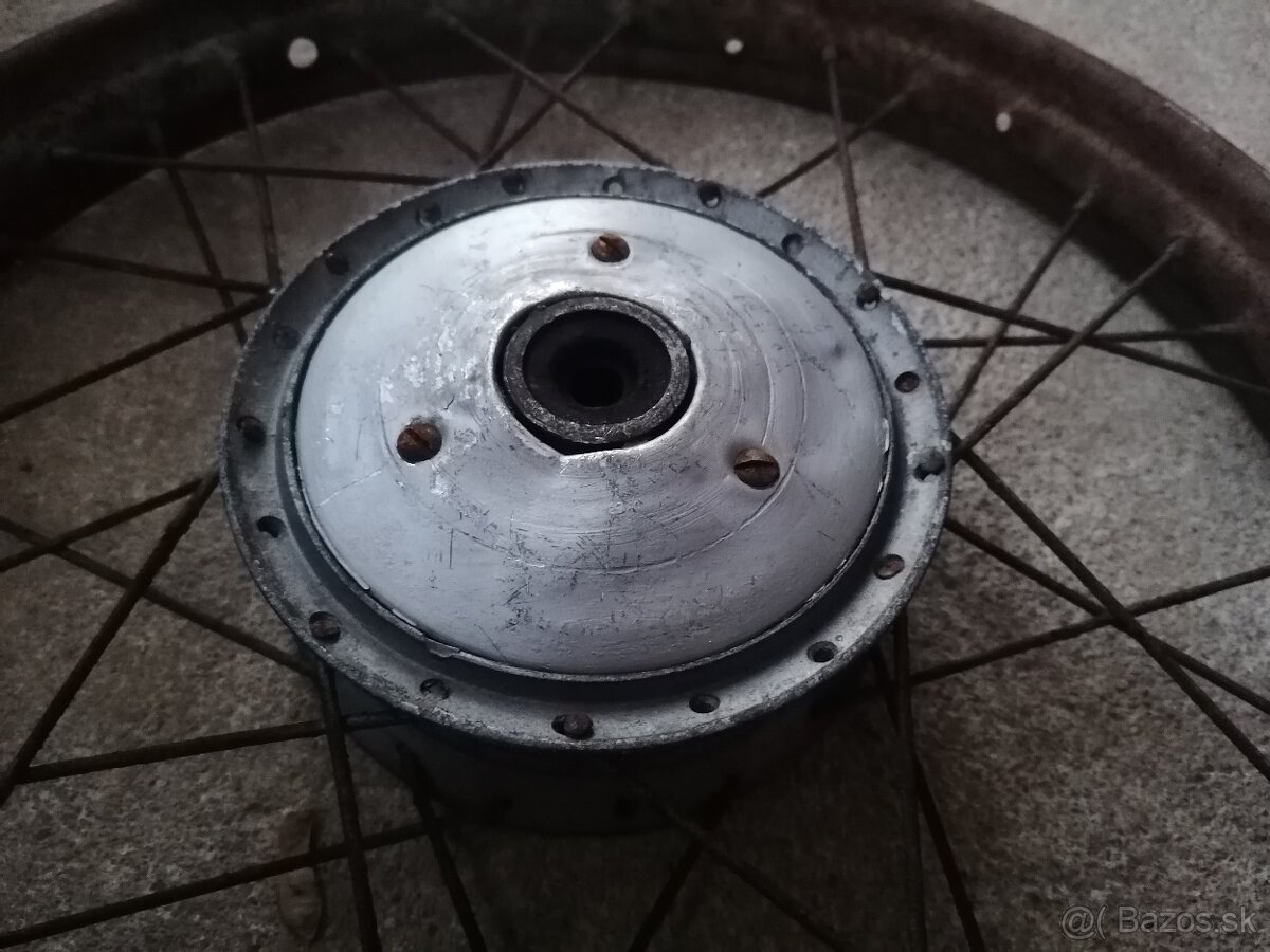 Predám koleso na Jawa 555, 05 pionier - 2