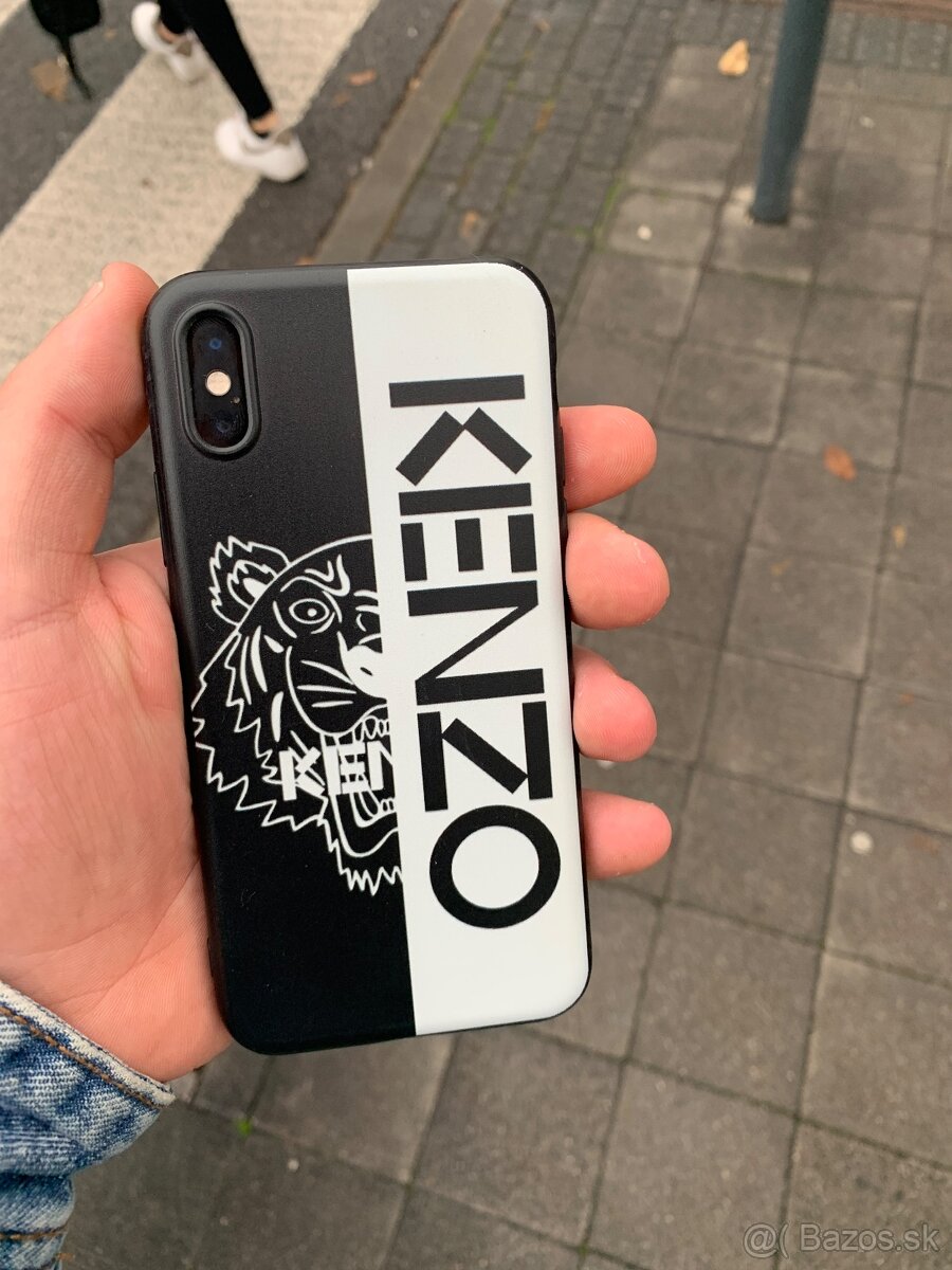 iPhone XS 100% batéria - 2